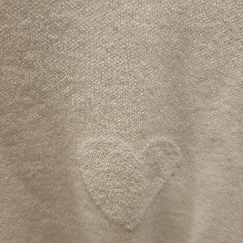 NWT Nicole Miller Cream Heart Knit Sweater + Matching Wristlet | Medium